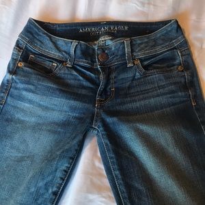 AMERICAN EAGLE | Kick Boot Jean